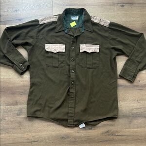 Blumenthal Vintage Olive Green and Tan Men's Shirt ! Size 17.5 34